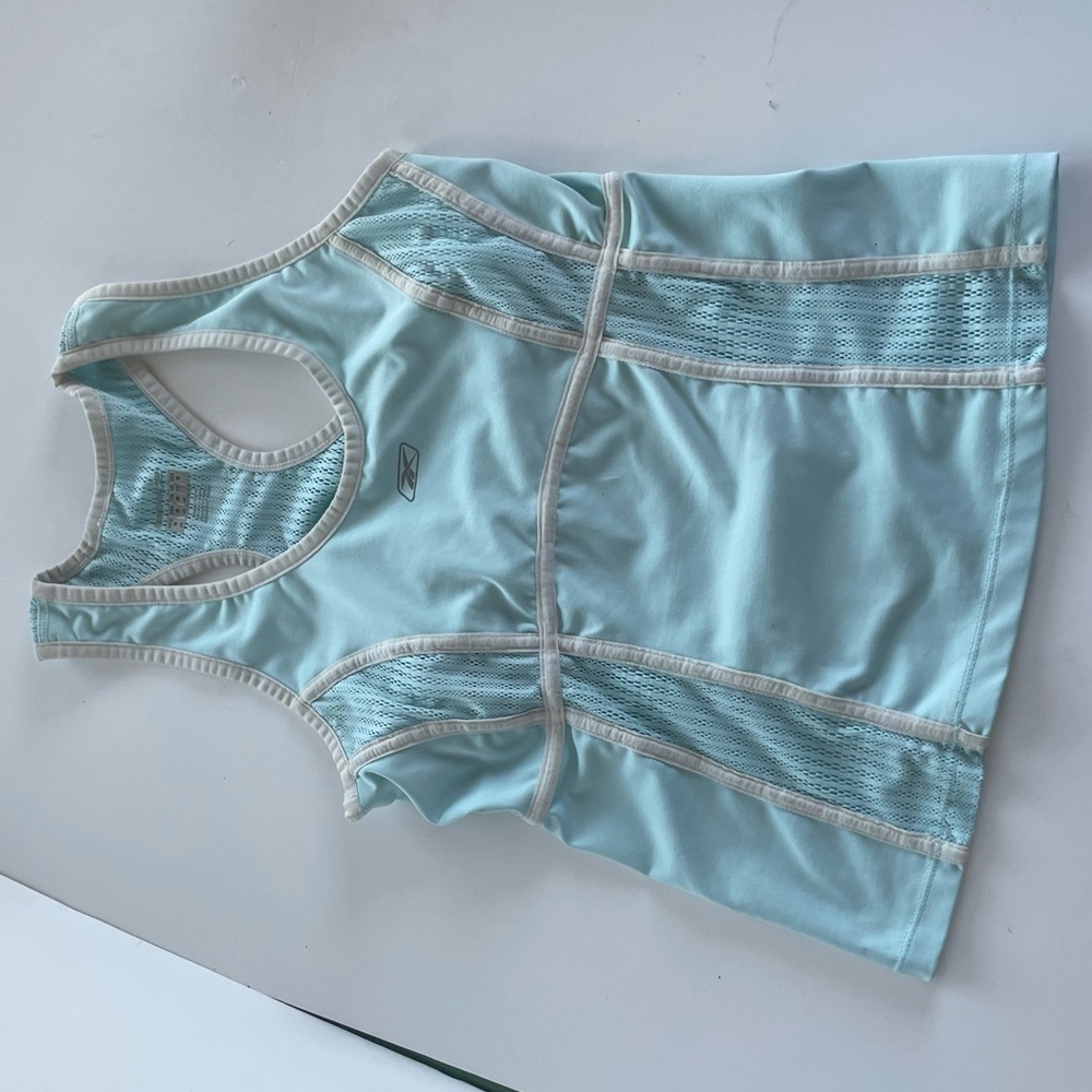 Work out top with inner bra lining. Excellent condition.